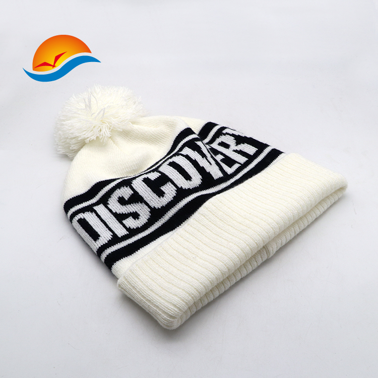Craft Your Cozy: Design the Beanie of Your Dreams for Ultimate Comfort