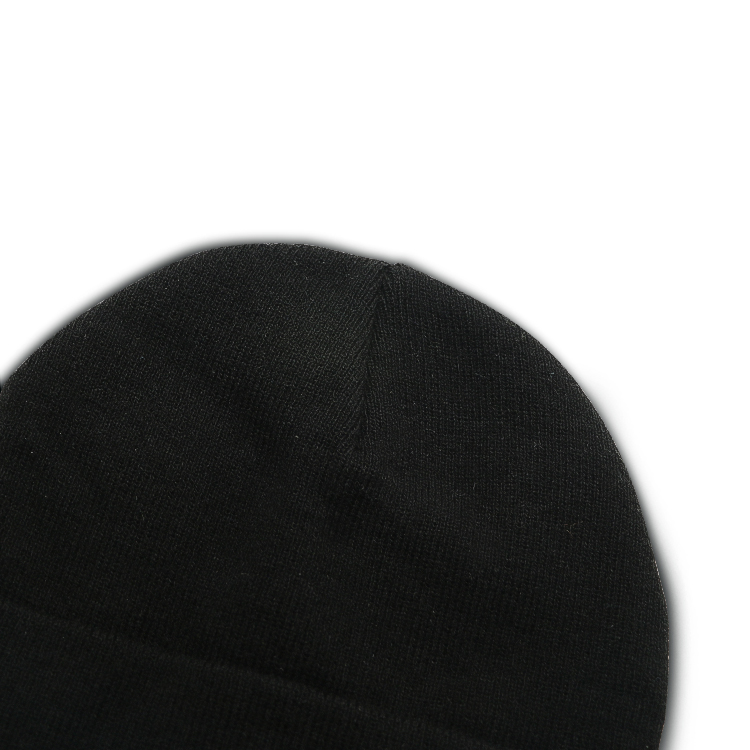 Warmth with a Personal Touch: Crafted Beanie Collection – Elevate Your Winter Wardrobe