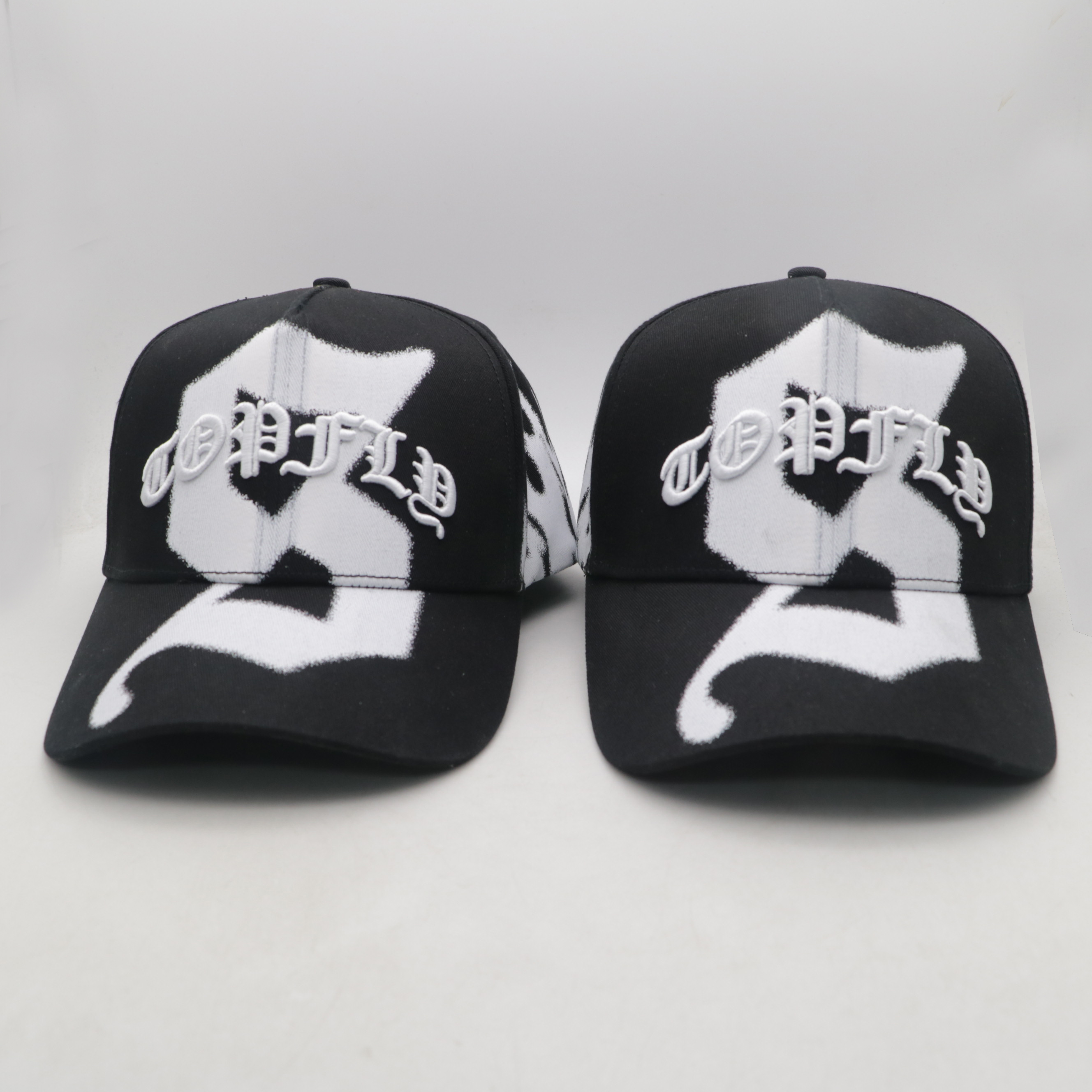 Wholesale 5 Panel Dandy Hats High Quality Black Baseball Cap with Satin Lining and Embroidery Logo 100% Polyester Suede Brim
