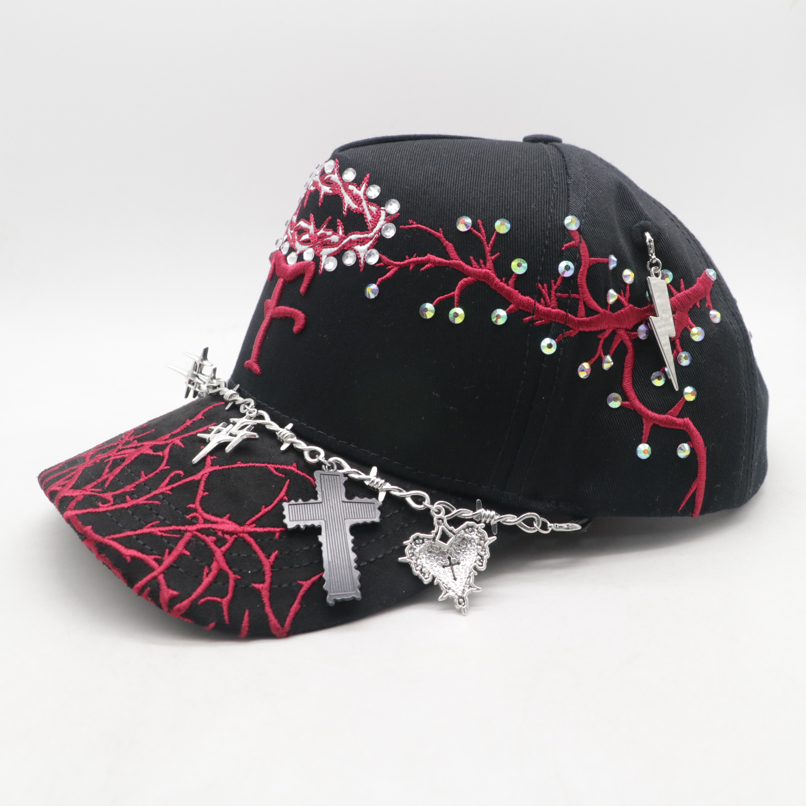 Wholesale Luxury Sparkling Dice Rhinestone Cap Born To Win Crystal Baseball Cap For Men