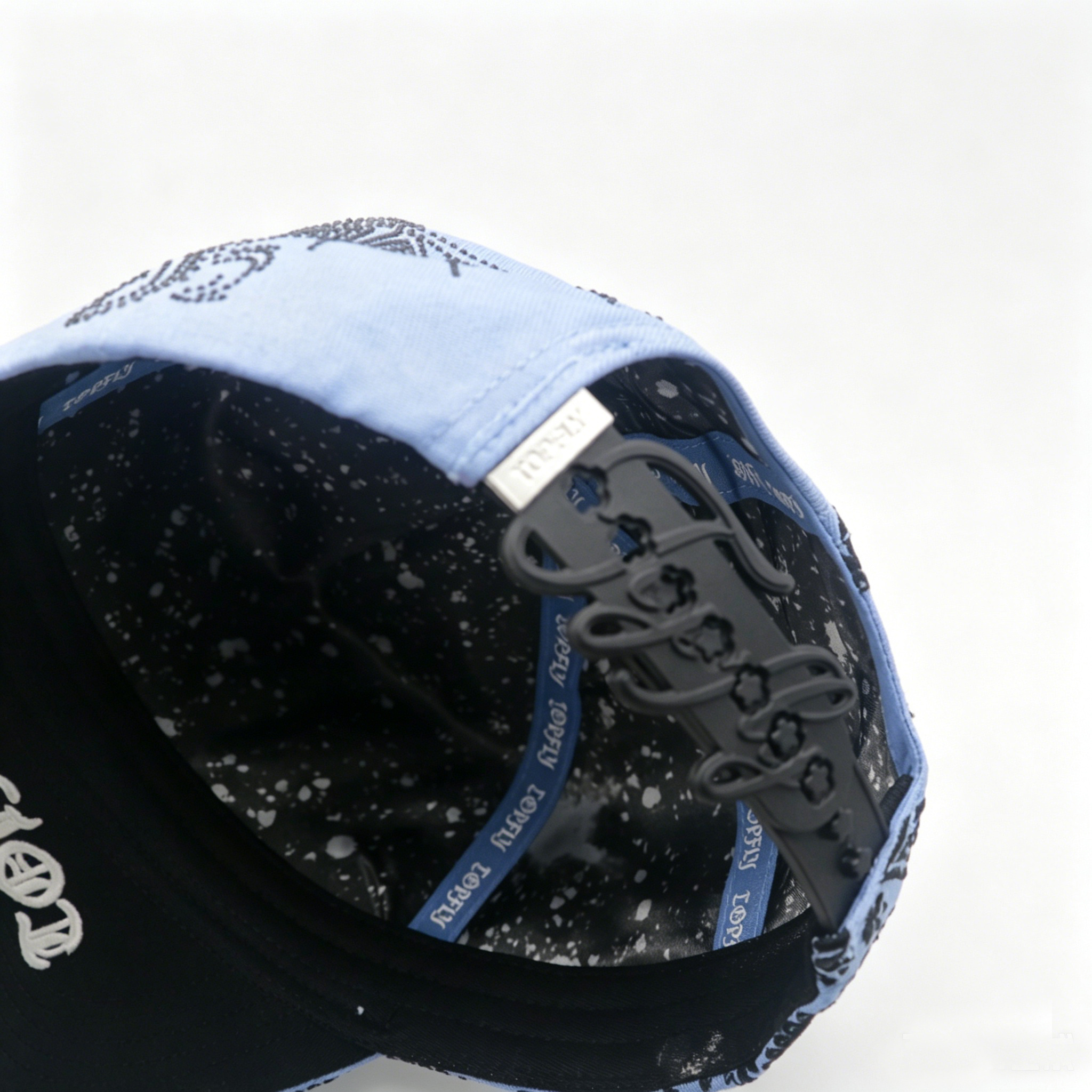 Light Blue Paisley Print Baseball Cap Custom 3D Embroidery Logo Streetwear Trucker Hat