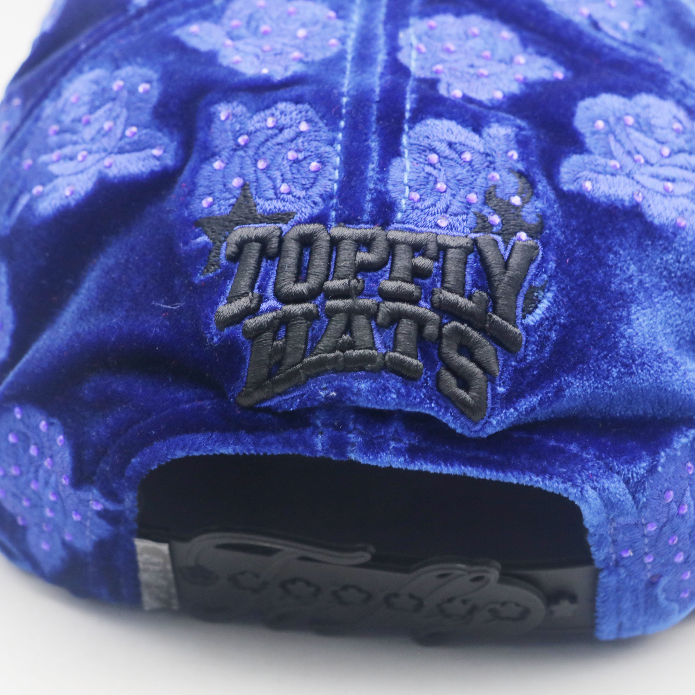 Fashion Velvet Baseball Cap Embossed Rose With Rhinestones Custom Bling Metal Logo Trucker Hat