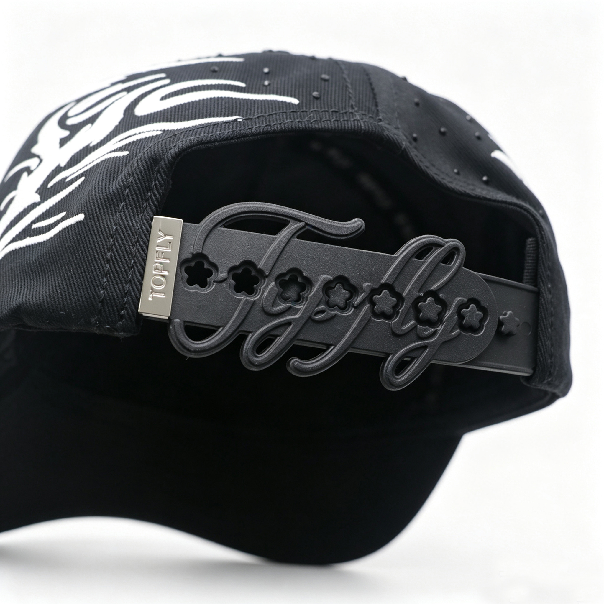 UV Reactive Glow in Dark Baseball Cap,Color Changing Under Sunlight Night Luminous Skull Flame Embroidery Trucker Hat